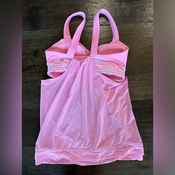 Lululemon Back on Track Pink Tank- size 4 - Picture 2 of 4